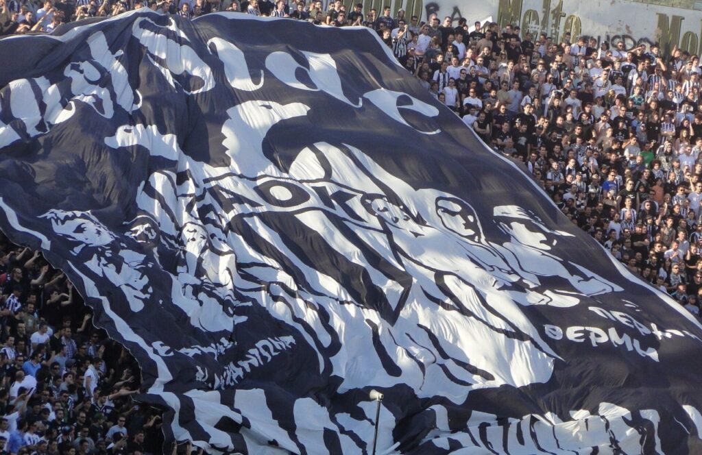 Γήπεδο ποδοσφαίρου στη Θεσσαλονίκη.
